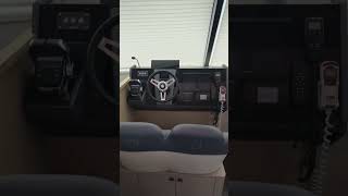 Vie Pure Fountaine Pajot MY 4.S short